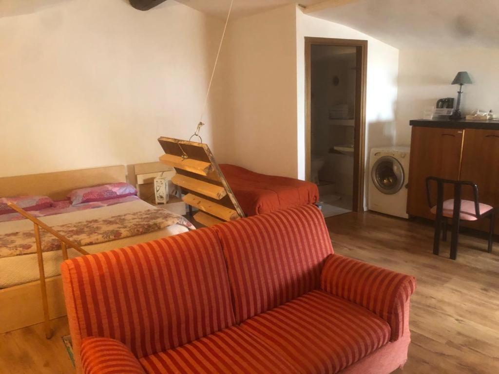 Lovely 1 Room Bedroom Loft, 20 Mins To Bgy Airport Pradalunga 外观 照片